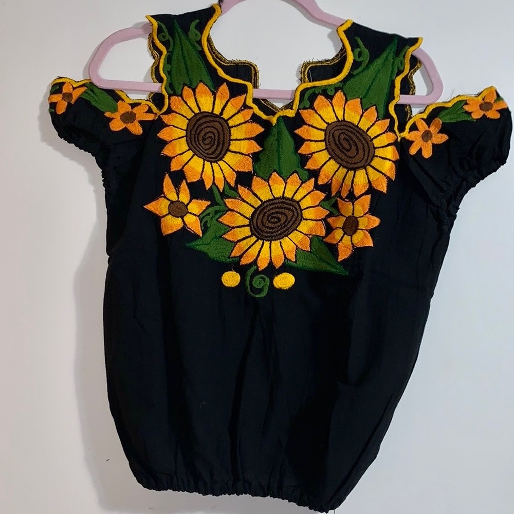 MEXICAN black blouse OS